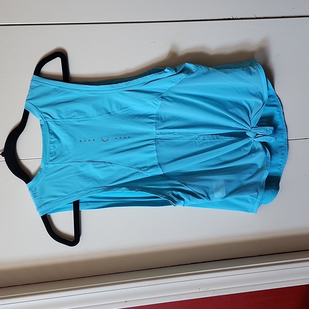 Light Blue Muscle Tank - Picture 2 of 4